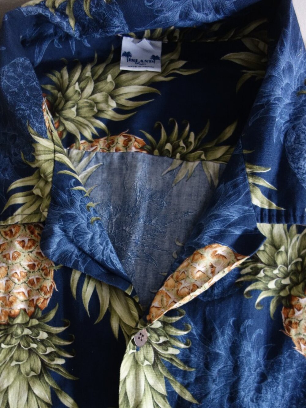 ISLAND WEAR Hawaiian Short Sleeve Pineapple Button Shirt – Mens 5XL